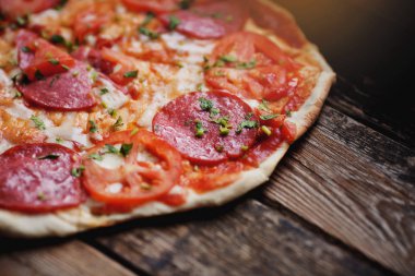 Ahşap oyun tahtası Napoliten pizza
