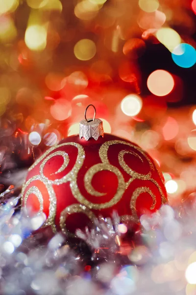 Bola Natal Vermelho Fundo Luzes Bokeh — Fotografia de Stock