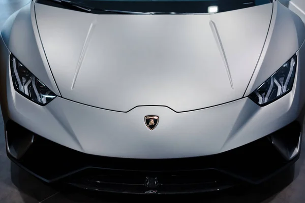 Boloňa Itálie Prosince 2019 Originální Lamborghini Huracan Performante Logo Přední — Stock fotografie