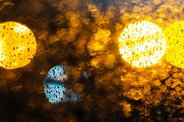 Air Kuning Kabur Abstrak Tetes Pada Kaca — Stok Foto