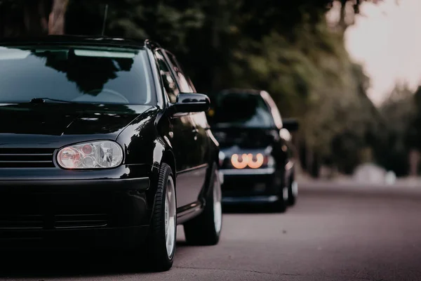 Scheinwerfer Tuning Auto Auf Der Straße — Stockfoto