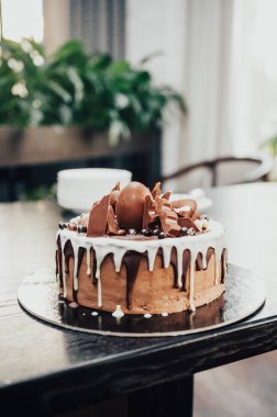 Çikolatalı kek.