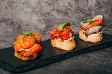 Sebzeli İtalyan bruschetta 