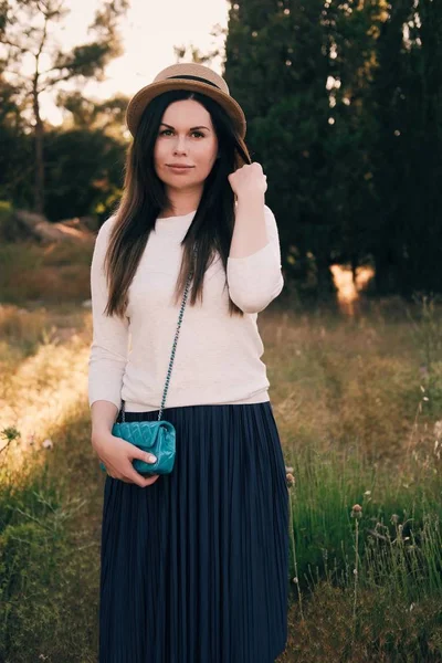 Young Beautiful Woman Walking European City Portrait Happy Brunettein Hat — Stock Photo, Image