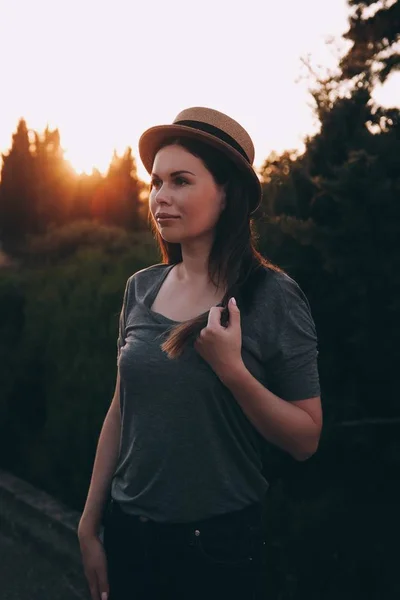 Young Stylish Woman Posing Outdoor City Having Fun Summer Sunset — Stock Photo, Image