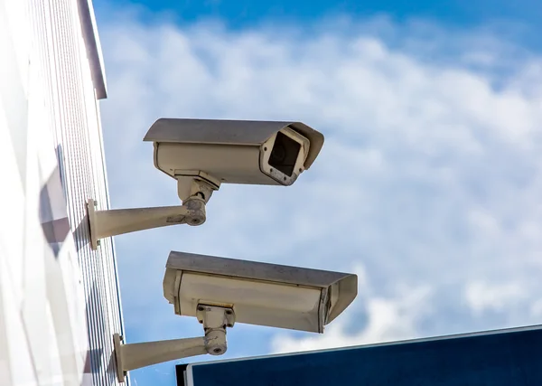 Beveiliging CCTV camera of bewakingssysteem in kantoorgebouw — Stockfoto