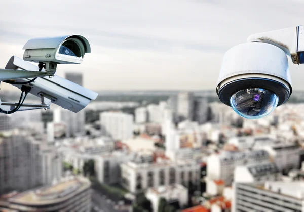 CCTV sistema de vigilância telhado paris — Fotografia de Stock