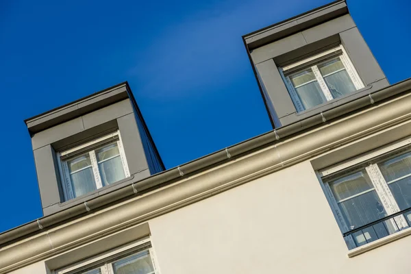 Residental Building on sky background. Exterior — Stock Photo, Image