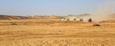 yoldan bu arabayla Fas'ta pilot