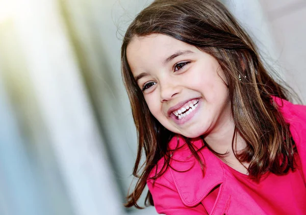 Cute portrait of a happy pretty little girl — Stock Photo, Image