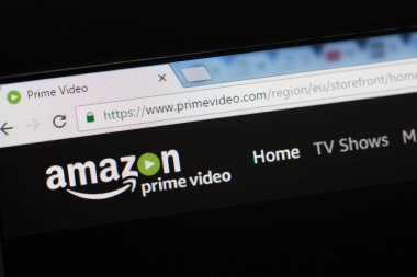 Paris, Fransa - 15 Aralık 2016: Amazon Prime Video ana Web sitesi. Amazon, bir Amerikan elektronik ticaret ve bulut bilgisayar şirketi, Seattle, Washington. Onun iş genişletmek için, 