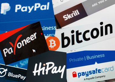 Paris, Fransa - 03 Ocak 2017: misc Anasayfa online platformu ödemeler sisteminin