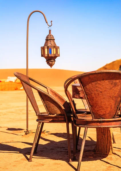 Το hostel παραδοσιακή και βερβερικές νομάδων στην έρημο του Μαρόκο — Φωτογραφία Αρχείου