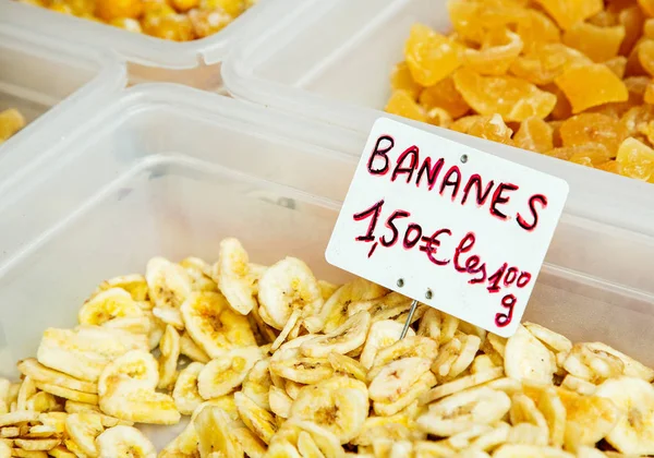 Bananas ("Bananes" in French) at the food market — Stock Photo, Image