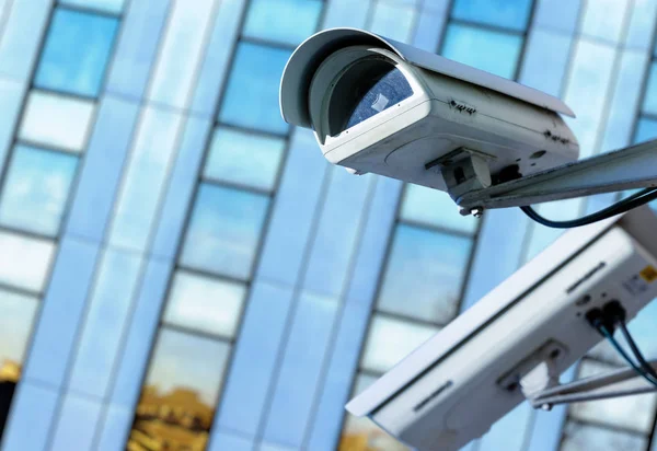 CCTV güvenlik kamera blury iş arka plan üzerinde kurma ile bir şehirde — Stok fotoğraf