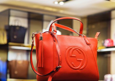 İtalya, Venedik - 20 Mart 2015: Eski bir Gucci çanta mağaza