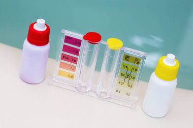 Jakuzi spa havuzu bakım testi, Ph klor ve bromür seviyesi