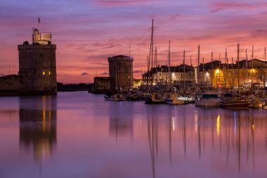 La Rochelle - Gecelik liman Güzel gün batımı