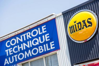 Midas, hızlı araba tamir ve bakım konusunda uzmanlaşmış bir frrench şirket yüzü