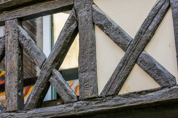 Fachada exterior de una casa típica de Bretaña — Foto de Stock