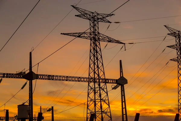 Fio central de energia eléctrica — Fotografia de Stock