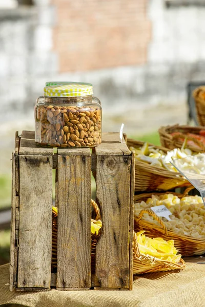 Almendras Frasco Cerrado Pequeño Mercado Aire Libre — Foto de Stock