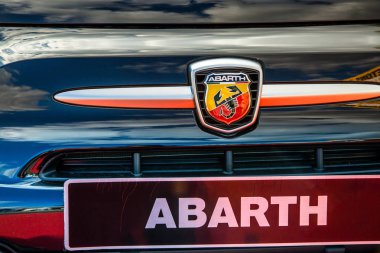 Yeni Abarth fiat Araba plakası yakın çekim