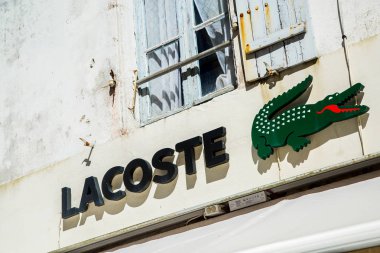 Lacoste Pano tabela gemide