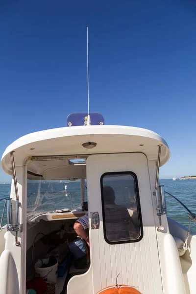 Yate de vela principal en barco — Foto de Stock