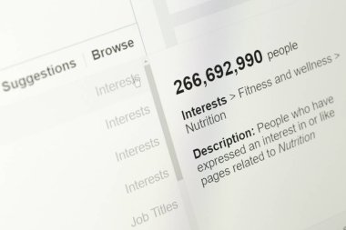 Seyirci ayrıntıları Facebook Reklam Yöneticisi modülü göre tahmini