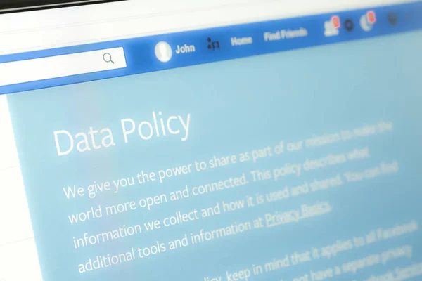 Houilles, France - April 10, 2018:Closeup of the word "Data Policy" on the Facebook website — Stock Photo, Image