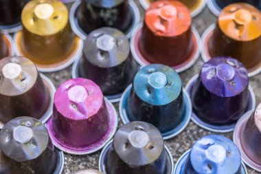 Bazılarıda plastik ve metal espresso kahve çevre sorunu kapsüller