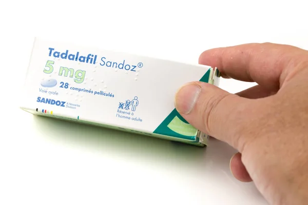 Tadalafil 5mg, um medicamento utilizado para tratar a disfunção eréctil ou hipertrofia prostática — Fotografia de Stock