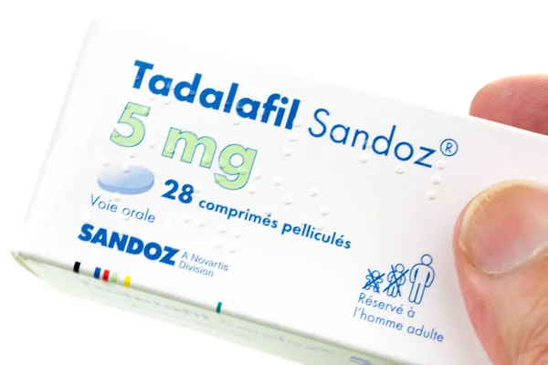 Tadalafil 5 mg, lek stosowany w leczeniu zaburzeń erekcji lub przerostu gruczołu krokowego — Zdjęcie stockowe