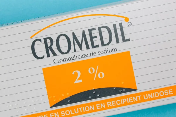 Caixa de gotas de uso único Cromedil, usada para o tratamento de alergias oftálmicas — Fotografia de Stock