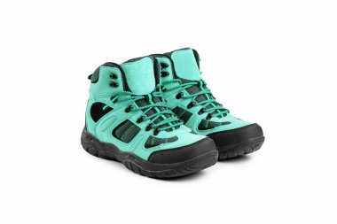 Erkekler için mavi botlar, beyaz arka planda izole edilmiş seyahatler için.