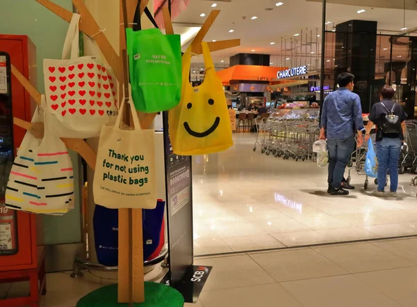 Naylon torba kullanmıyor