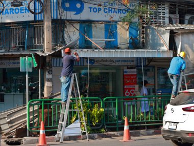 Kuralları biliyorsun.