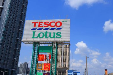 Tesco Lotus sign
