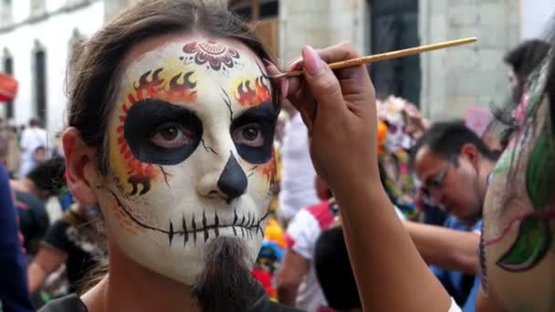 Día Medianoche Las Máscaras Maquillaje Espectaculares Muertas Día Del Muerto — Vídeos de Stock