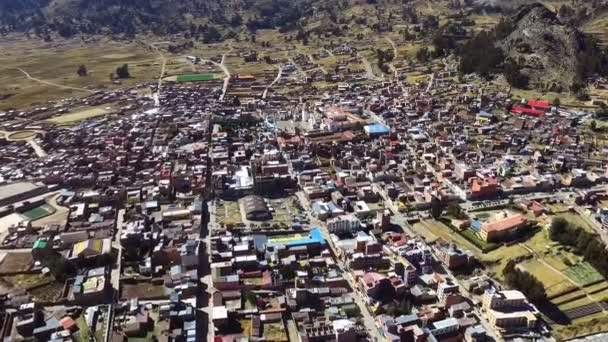 Vista Aérea Drone Copacabana Lago Titicaca Bolívia Sobrevoando Cidade Copacabana — Vídeo de Stock