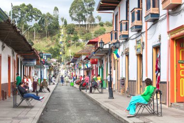 : Salento, Kolombiya - 4 Ekim 2016: Renkli bir şekilde dekore edilmiş evler ben
