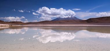 Yüksek irtifa lagün Plato Altiplano, Eduardo Avaroa üzerinde bir