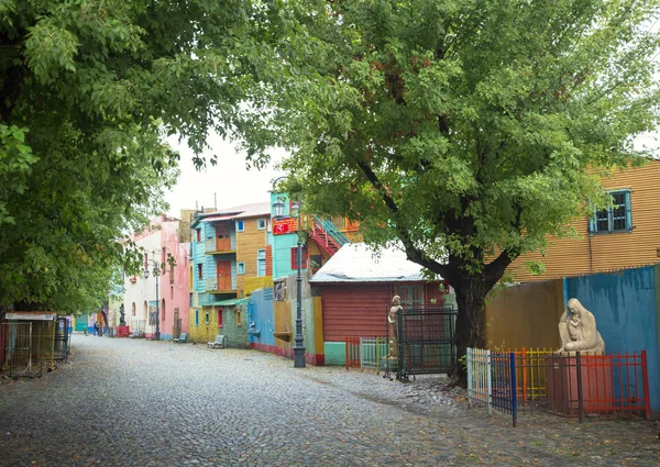 Красочная улица Каминито в Ла-Бока, Буэнос-Айрес, Аргентина — стоковое фото