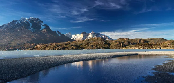 Grey lake, Torres del Paine National Park, Чили — стоковое фото