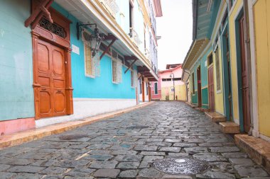 Guayaquil, Ekvator, Şubat - 2017. Las Penas bölgesinde St. Ana hill çok renkli evleri.