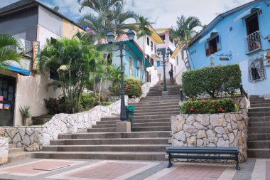 Guayaquil, Ekvator, Şubat - 2017. Las Penas bölgesinde St. Ana hill çok renkli evleri.