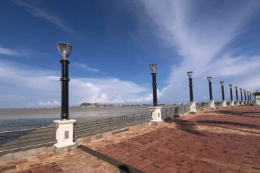 Guayaquil, Ekvator, Şubat - 2017. Malecón ve Guayas Nehri Guayaquil, Ekvator, 11 Şubat, 2017 görünümü