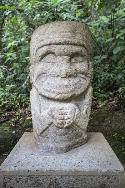 The idols of San Agustn Archaeological Park, Huila, Colombia — Stock Photo, Image