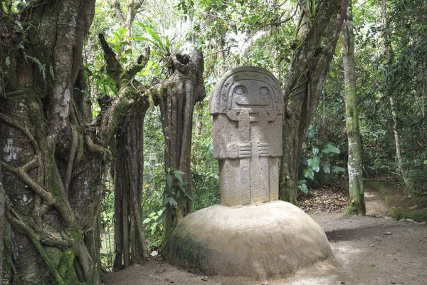 San Agustn Arkeoloji Parkı,: Huila, Colombia putlara — Stok fotoğraf